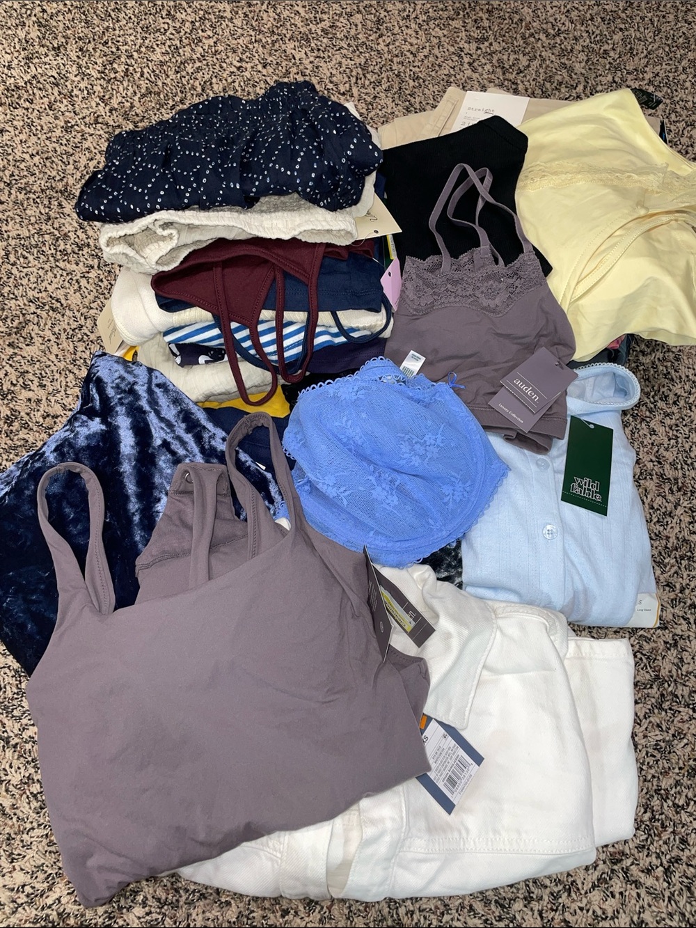HUGE! Woman’s Target Resell Bundle Various Sizes All NWT Dresses/Tops/Pants #1